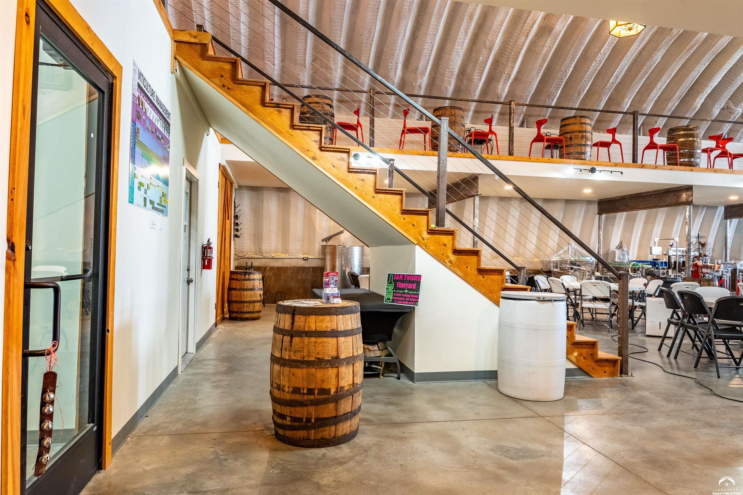 24305 Loring Road Lawrence, KS 66044 - Photo 39 of 96