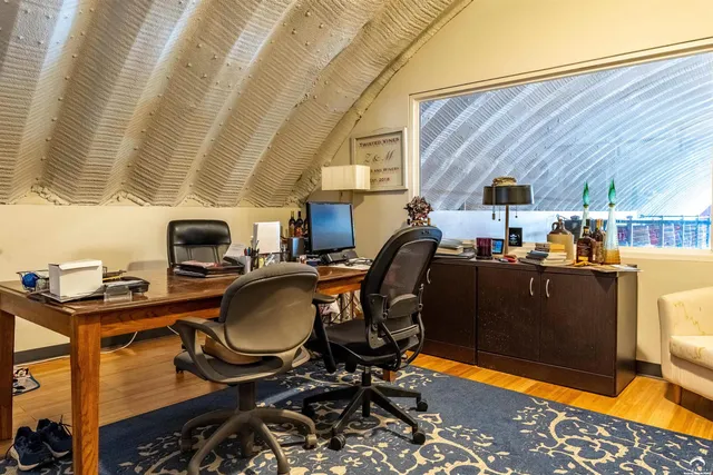 $2,800,000 | 24305 Loring Road, Lawrence, KS 66044