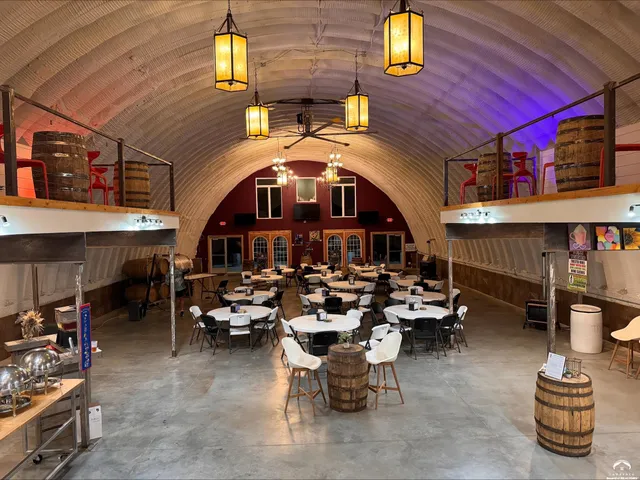 $2,800,000 | 24305 Loring Road, Lawrence, KS 66044