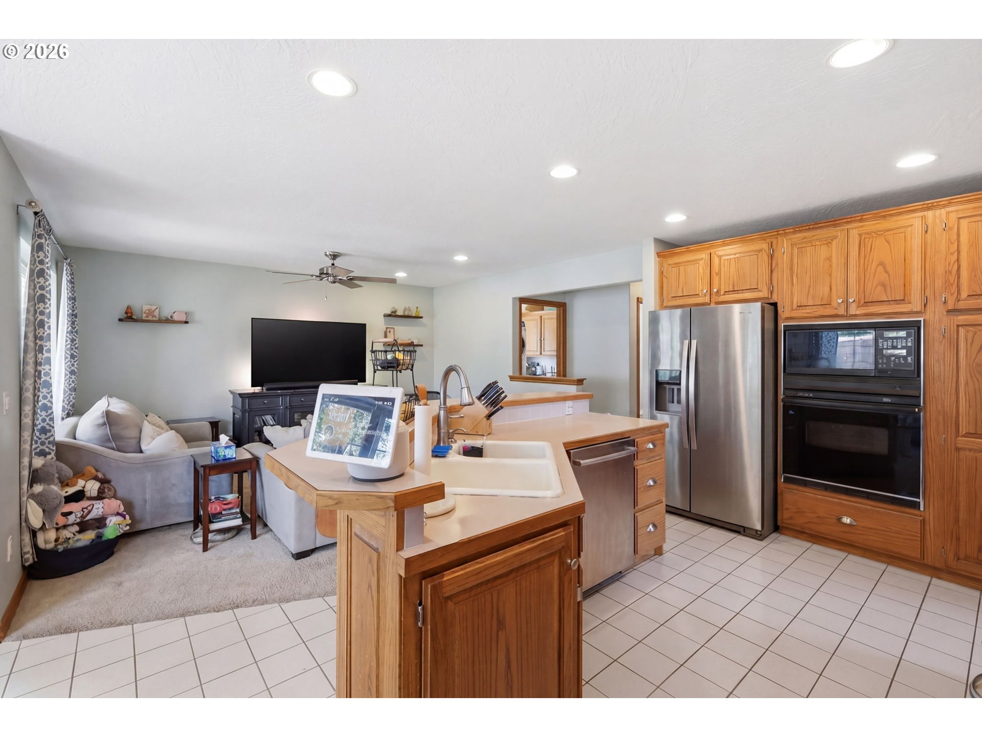 705 South 68th Place Springfield, OR 97478 - Photo 14 of 47 Kitchen