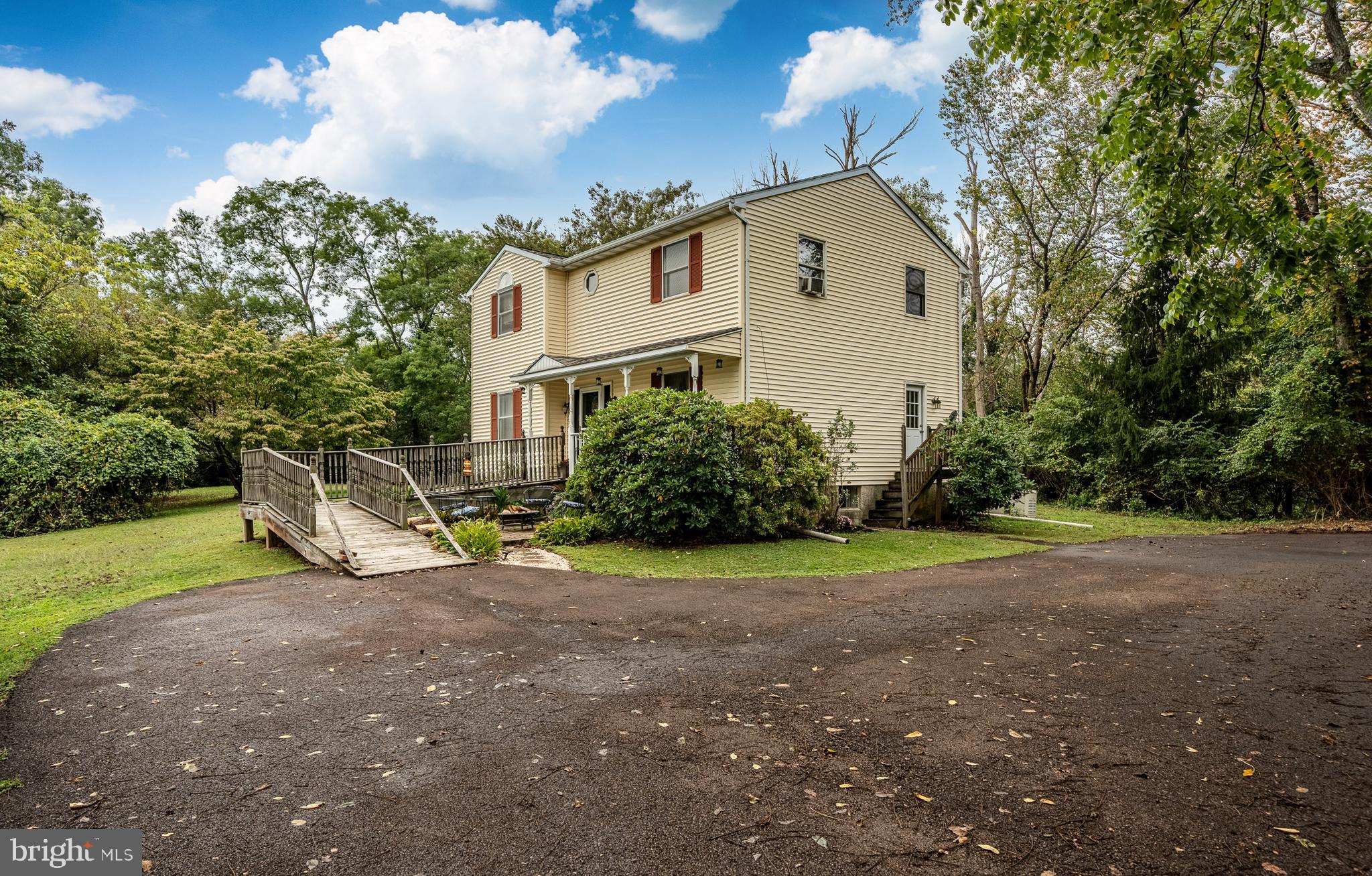 330 Sanatoga Road Pottstown, PA 19465 - Photo 2 of 51 Gallery Image 2