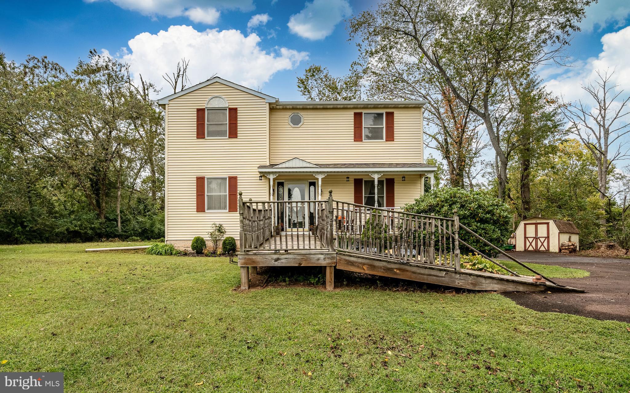 330 Sanatoga Road Pottstown, PA 19465 - Photo 4 of 51 Gallery Image 4