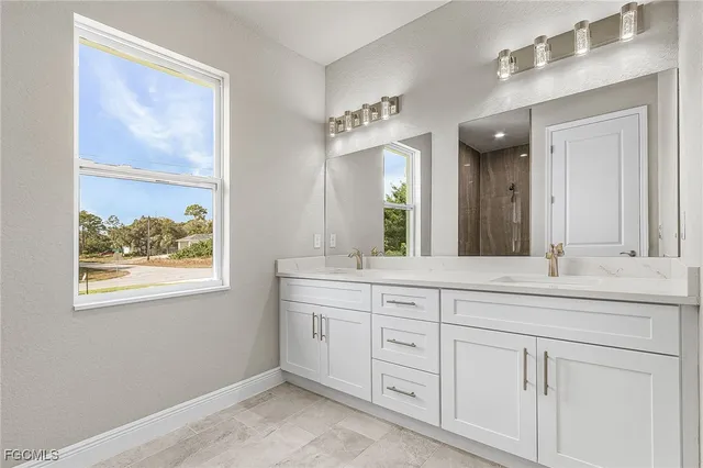 $335,000 | 1207 North Andover Drive, LaBelle, FL 33935