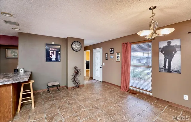 $265,000 | 115 Carroll Drive, Clarksville, MO 63336