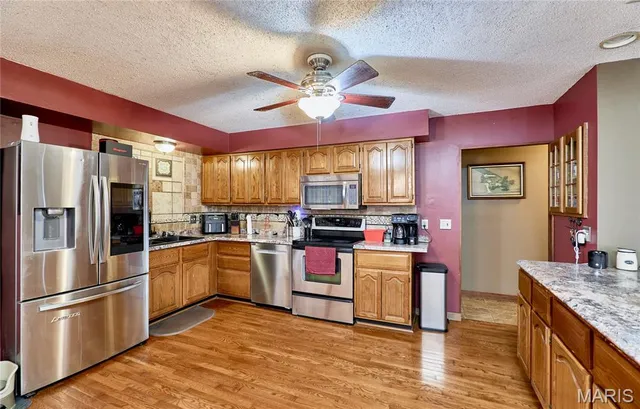 $265,000 | 115 Carroll Drive, Clarksville, MO 63336