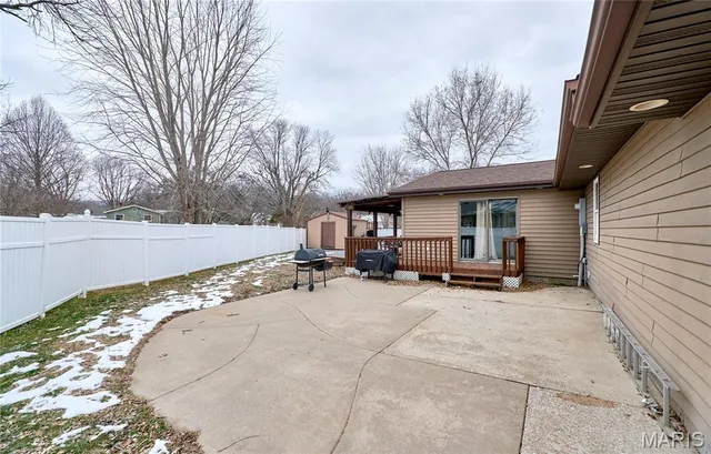 $265,000 | 115 Carroll Drive, Clarksville, MO 63336