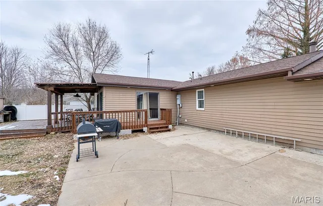 $265,000 | 115 Carroll Drive, Clarksville, MO 63336