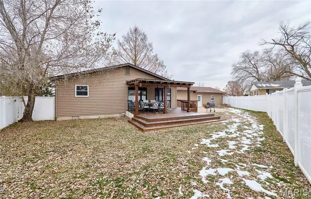 $265,000 | 115 Carroll Drive, Clarksville, MO 63336