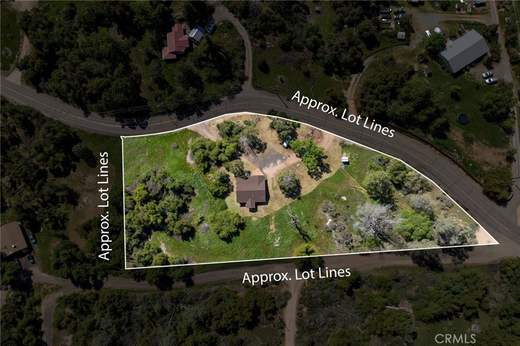 5072 Tip Top Road Mariposa, CA 95338 - Photo 26 of 41 an outdoor view from a garden