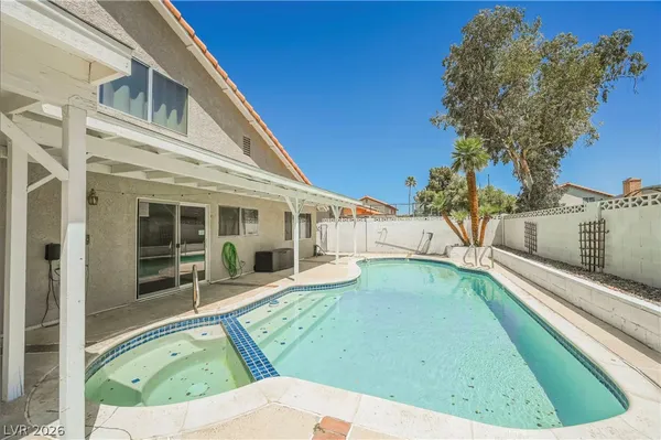 $715,000 | 318 Quito Court, Henderson, NV 89014