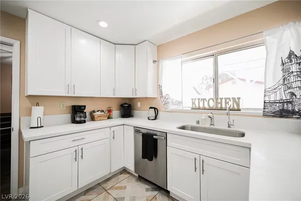 $715,000 | 318 Quito Court, Henderson, NV 89014