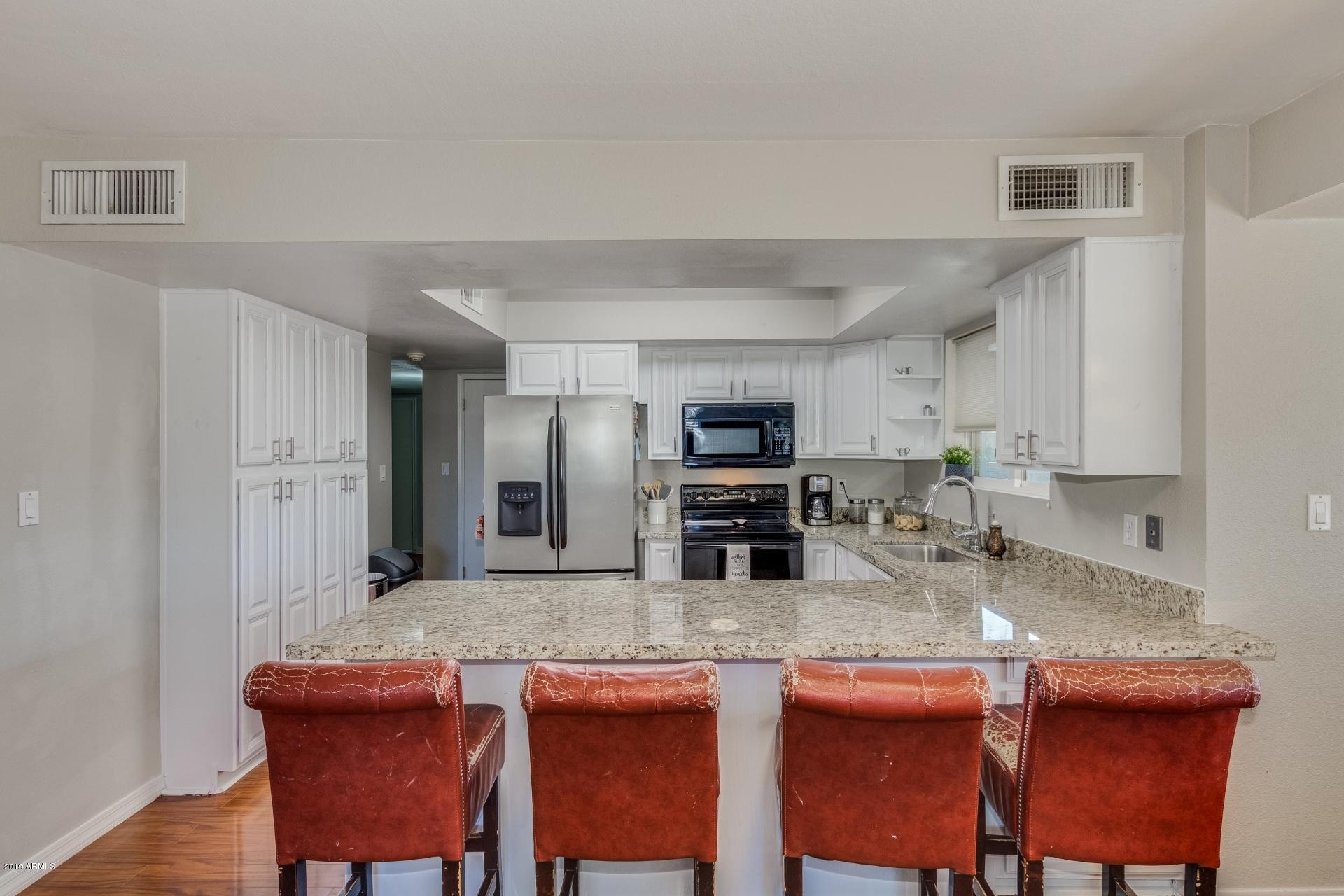 3129 West Cactus Road Phoenix, AZ 85029 - Photo 10 of 19 0010-Cactus (10)