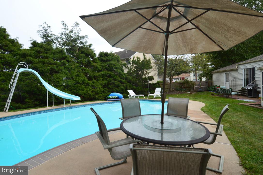 1136 Darrah Road Warminster, PA 18974 - Photo 3 of 56