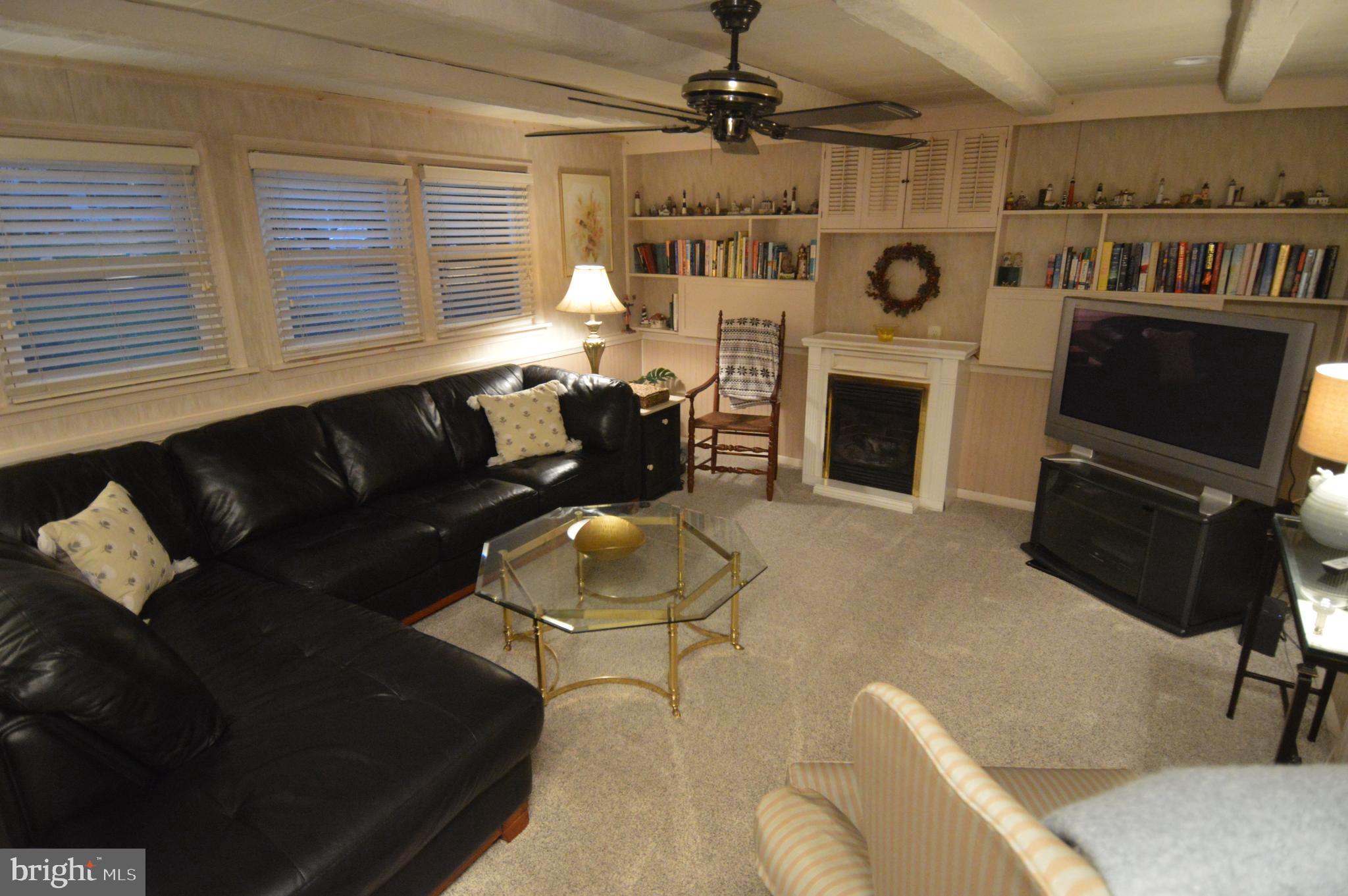 1136 Darrah Road Warminster, PA 18974 - Photo 21 of 56 Family Room with Built In Shelving