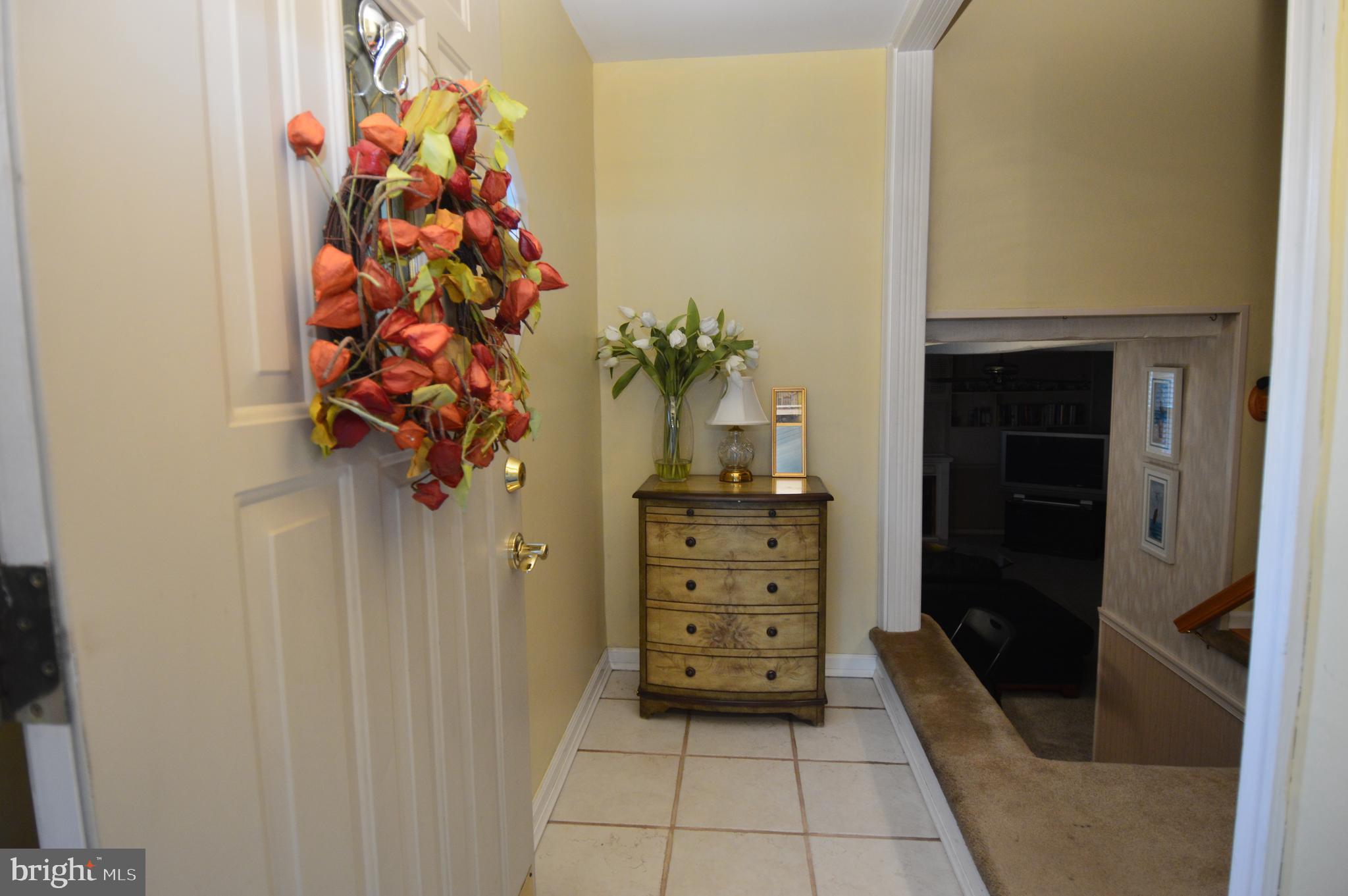 1136 Darrah Road Warminster, PA 18974 - Photo 6 of 56 Foyer