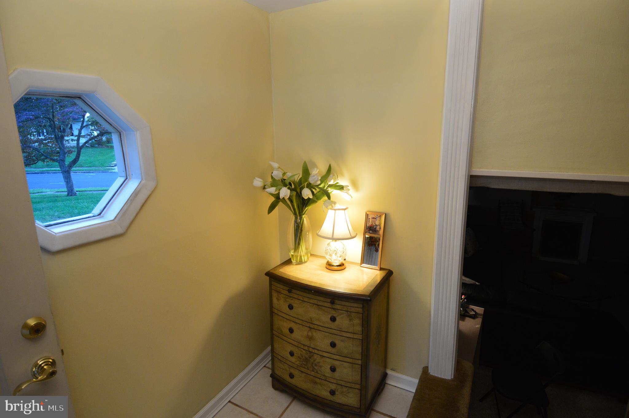 1136 Darrah Road Warminster, PA 18974 - Photo 7 of 56 Foyer