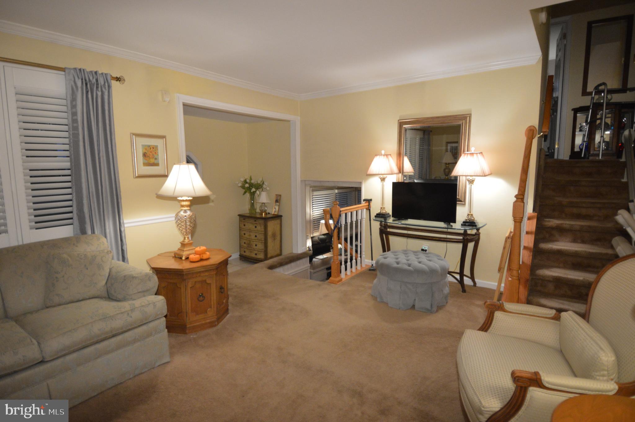 1136 Darrah Road Warminster, PA 18974 - Photo 10 of 56 Living Room