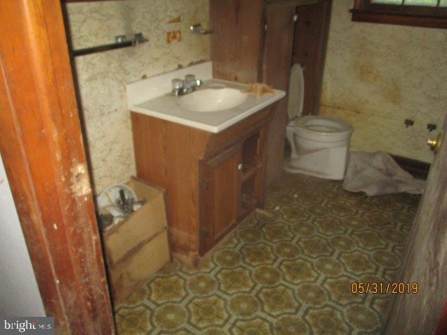 32085 Johnson Road Salisbury, MD 21804 - Photo 4 of 7 Bathroom