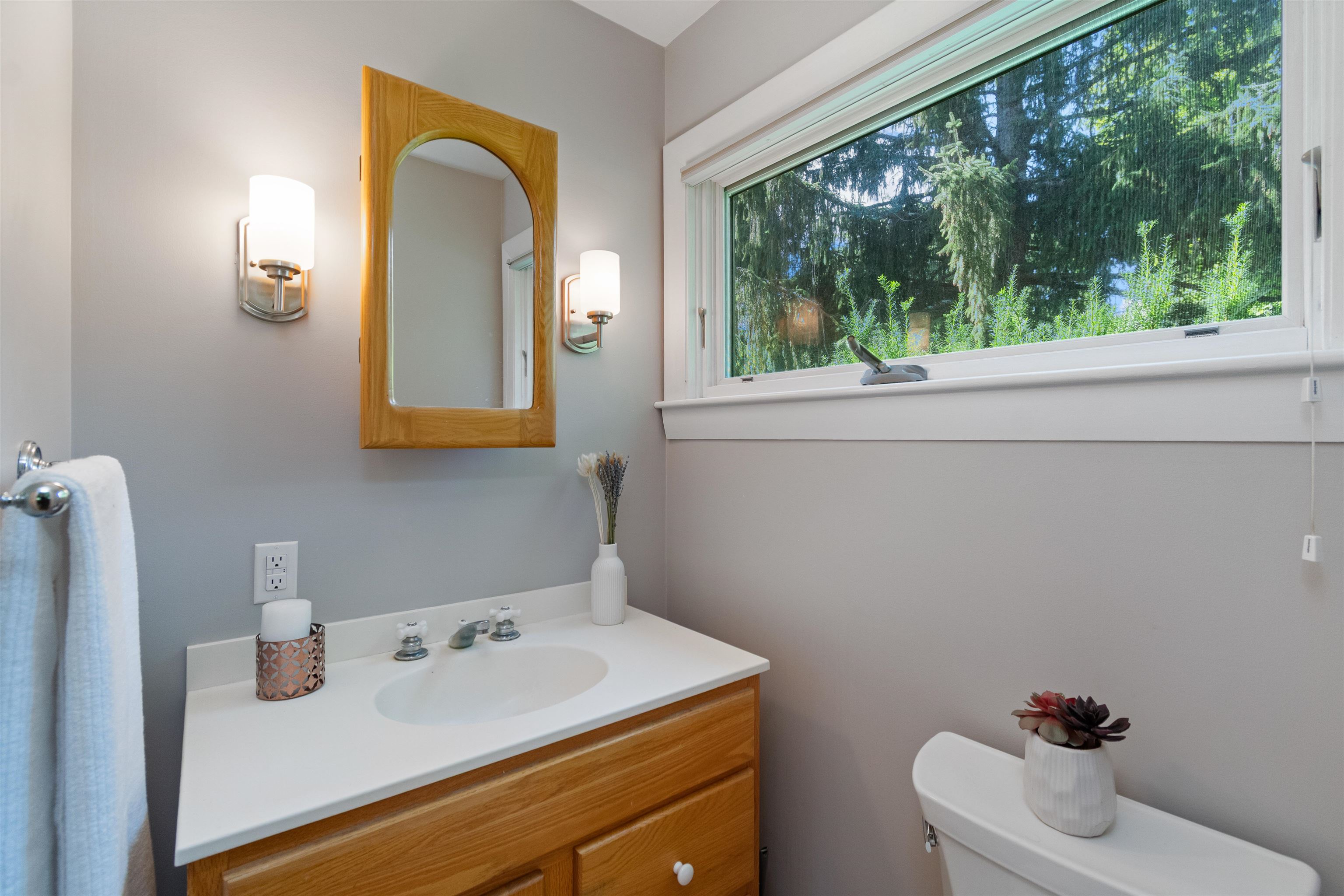 2 Crescent Road Burlington, VT 05401 - Photo 33 of 54 Gallery Image 33