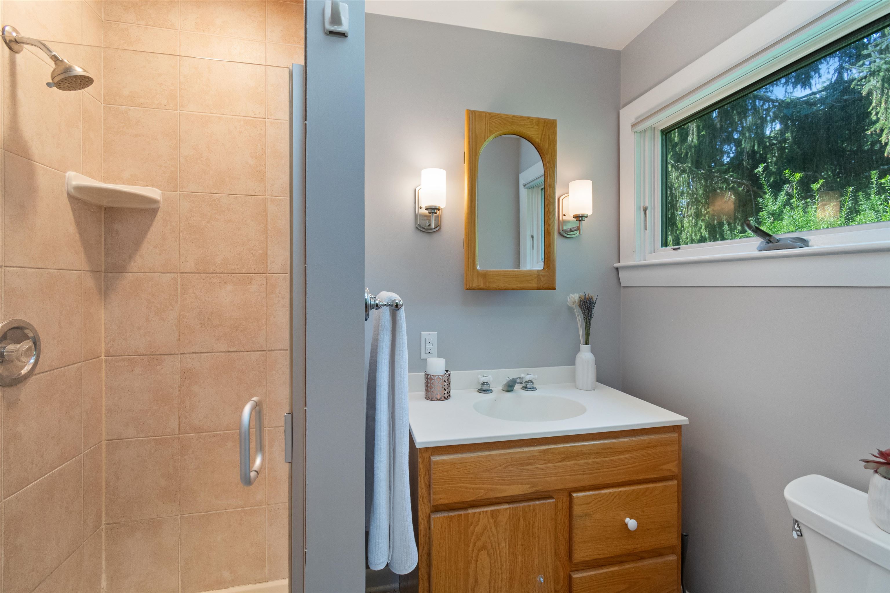 2 Crescent Road Burlington, VT 05401 - Photo 35 of 54 Gallery Image 35