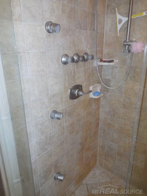 371 Hunters Ridge Ortonville, MI 48462 - Photo 28 of 53
