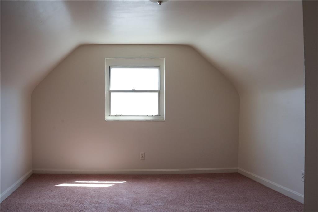 214 12th Street Monaca, PA 15061 - Photo 14 of 20 an empty room with a window