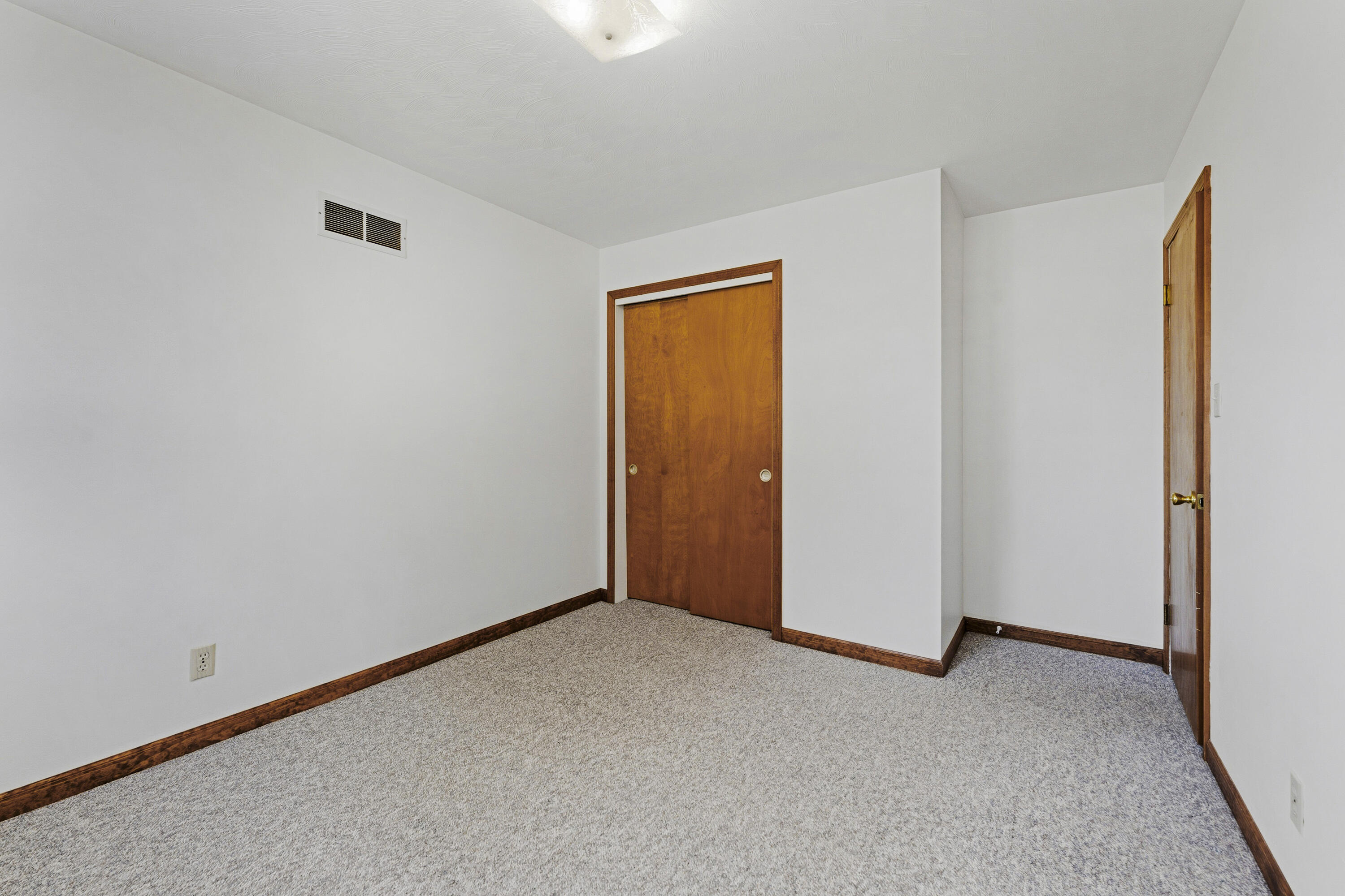 1061 Wedgewood Road St. Joseph, MI 49085 - Photo 19 of 37 Bedroom 2