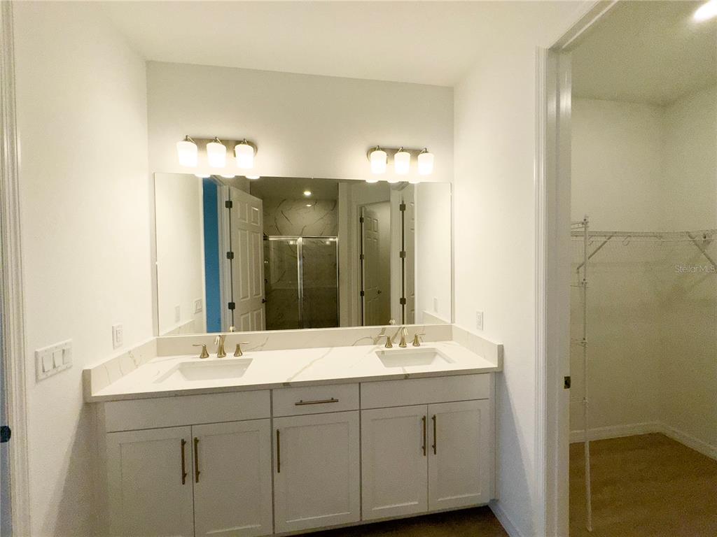 18123 Cherished Loop Lakewood Ranch, FL 34211 - Photo 14 of 31