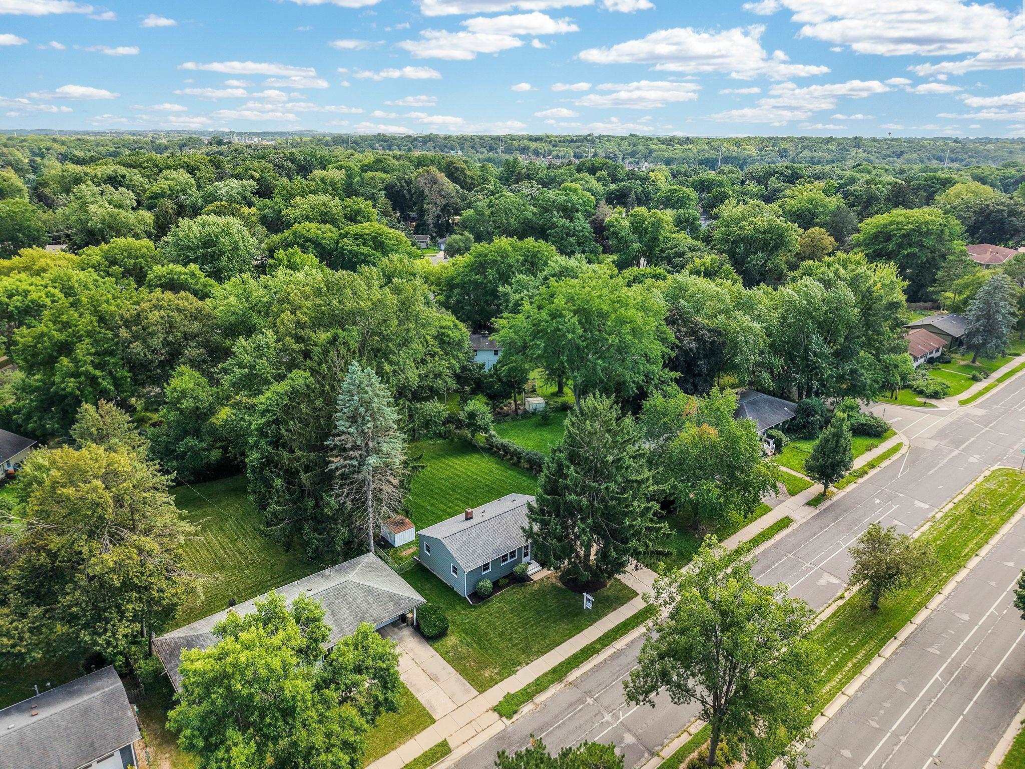 621 South Segoe Road Madison, WI 53711 - Photo 46 of 52 Gallery Image 46