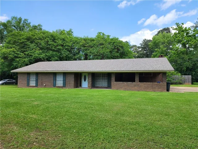 $240,000 | 111 Navarro Court, Natchitoches, LA 71457