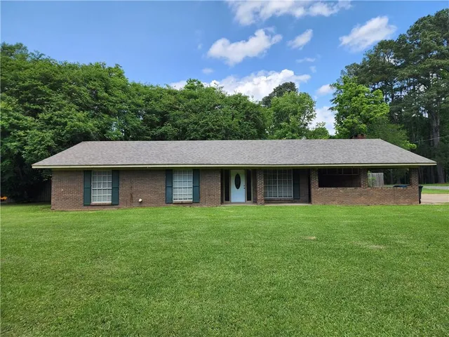 $240,000 | 111 Navarro Court, Natchitoches, LA 71457