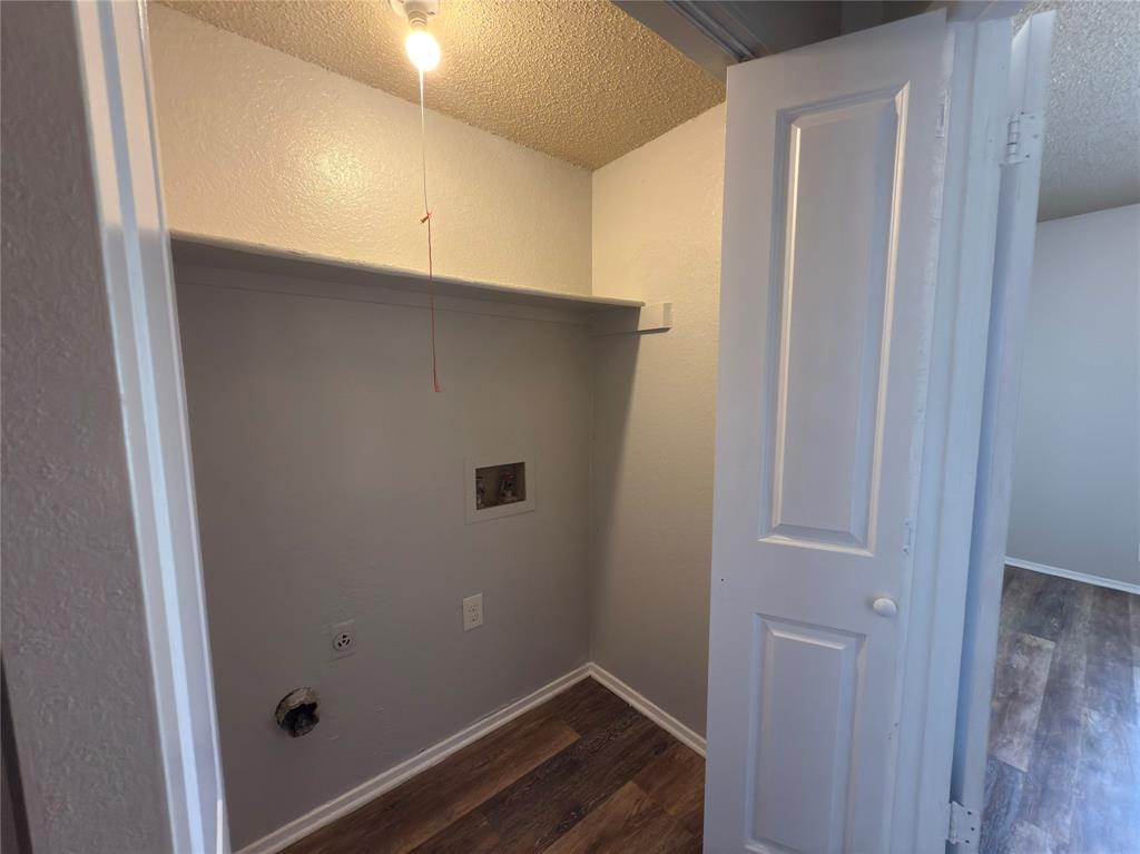 2250 Aspen Drive Dallas, TX 75227 - Photo 20 of 22 a view of small space