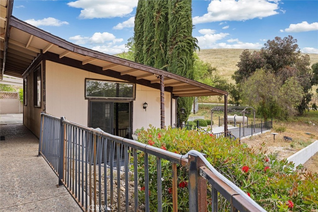 3330 South El Pomar Road Templeton, CA 93465 - Photo 29 of 74