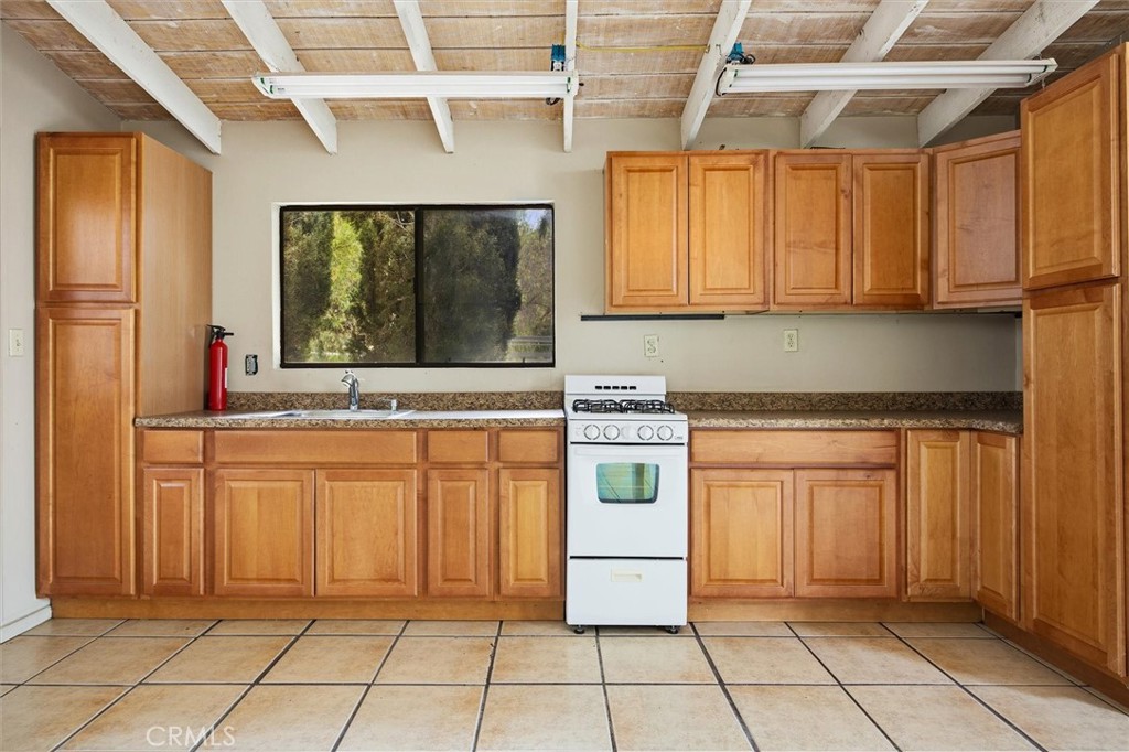 3330 South El Pomar Road Templeton, CA 93465 - Photo 31 of 74