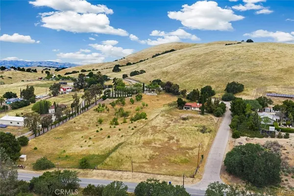 $1,250,000 | 3330 South El Pomar Road, Templeton, CA 93465