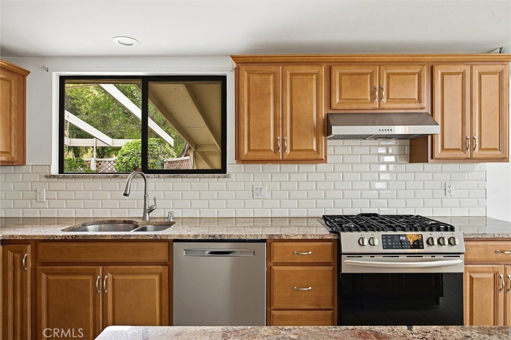 3330 South El Pomar Road Templeton, CA 93465 - Photo 10 of 74