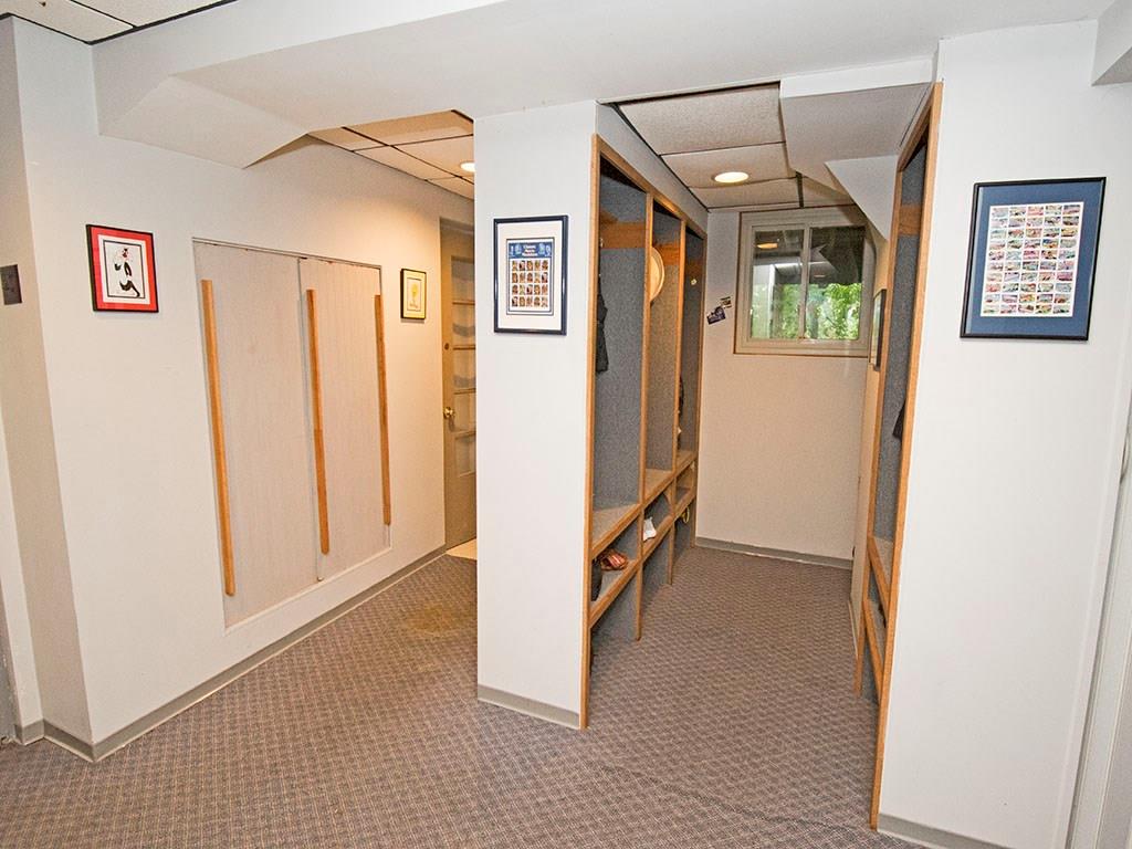 211 Farmington Road Pittsburgh, PA 15215 - Photo 22 of 25 Gallery Image 22