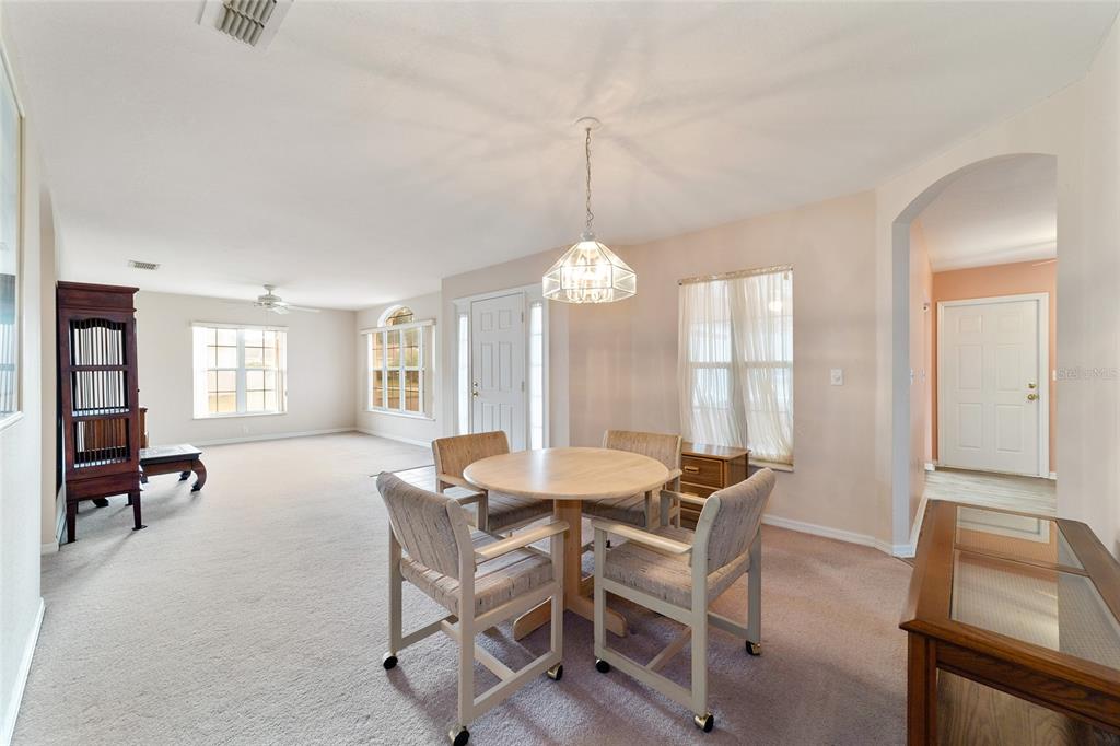 7186 Southwest 113th Loop Ocala, FL 34476 - Photo 12 of 39 Gallery Image 12