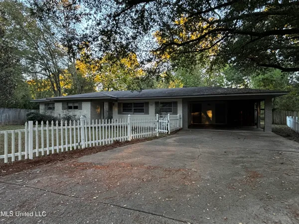 $1,650 | 5318 Venetian Way, Jackson, MS 39211