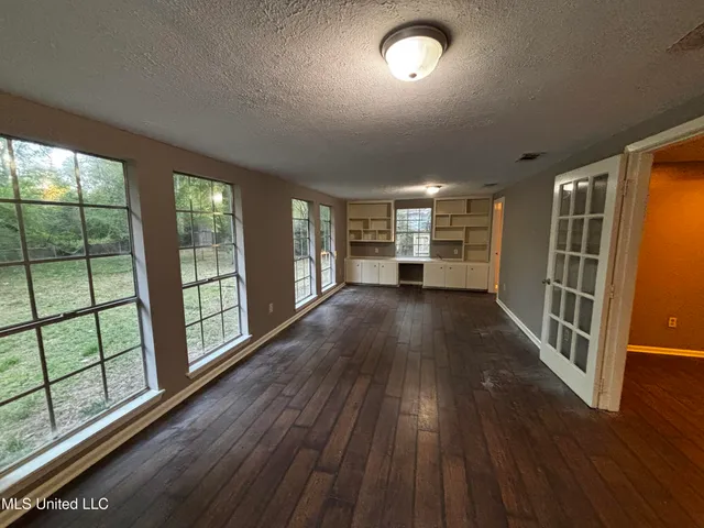 $1,850 | 5318 Venetian Way, Jackson, MS 39211