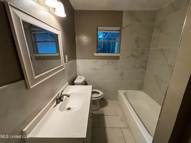 $1,850 | 5318 Venetian Way, Jackson, MS 39211