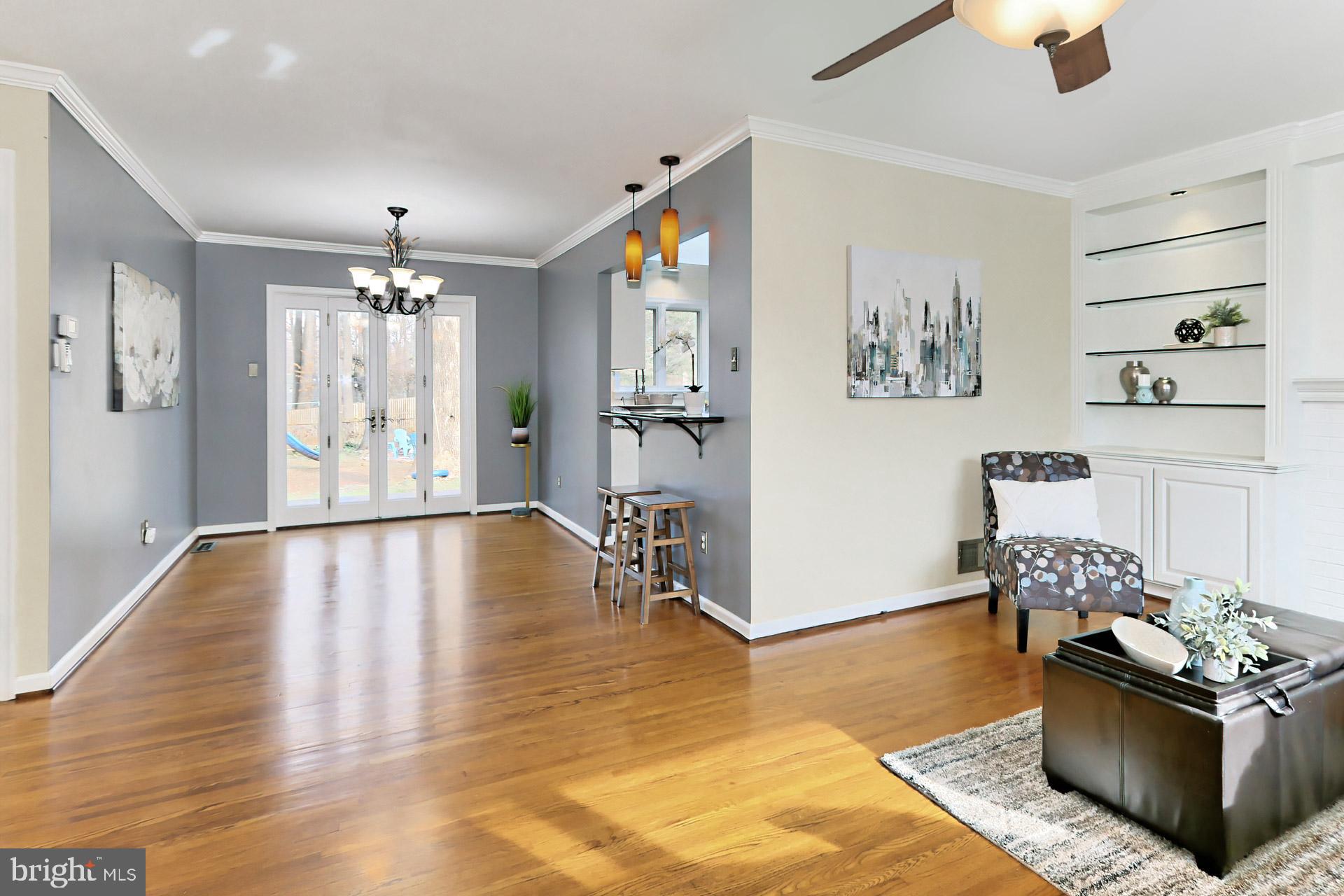 7718 Viceroy Street Springfield, VA 22151 - Photo 8 of 39 Gleaming hardwood floors