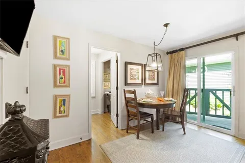 $895,000 | 7853 Howe Circle, Prairie Village, KS 66208