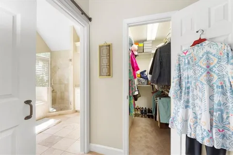 $895,000 | 7853 Howe Circle, Prairie Village, KS 66208