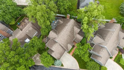 $895,000 | 7853 Howe Circle, Prairie Village, KS 66208