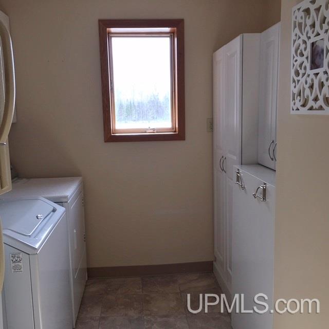 3885 Co Road Cornell, MI 49818 - Photo 4 of 29