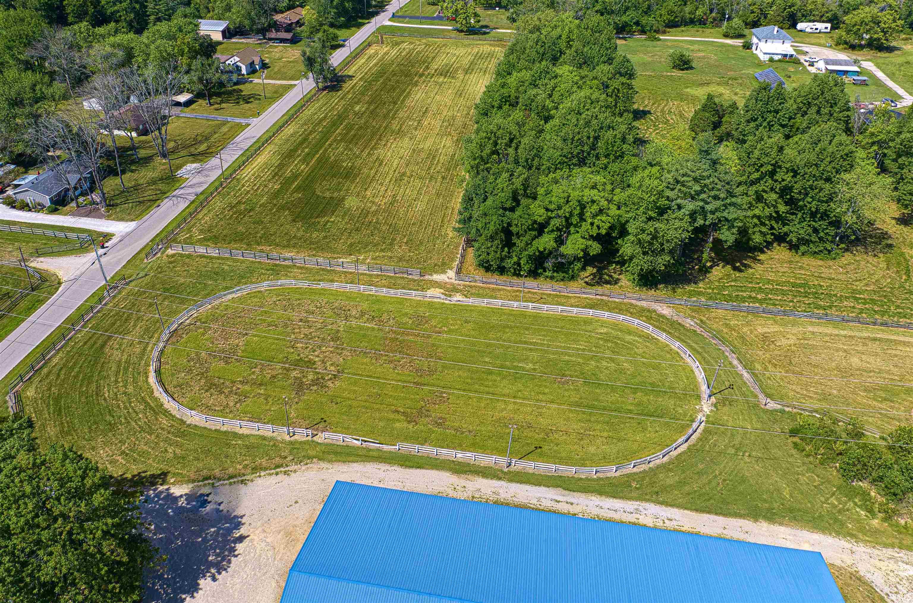 5300 Heckel Road Evansville, IN 47725 - Photo 4 of 21