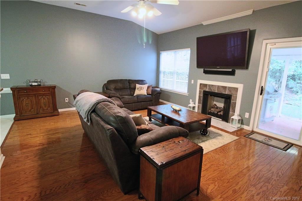 137 Comata Road, Unit 6 Mooresville, NC 28117 - Photo 8 of 24 Gallery Image 8