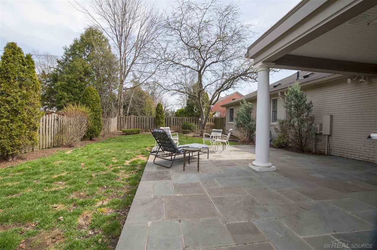 294 Stephens Road Grosse Pointe Farms, MI 48236 - Photo 38 of 42