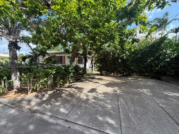 $1,250 | 631 Northeast 60th Street, Unit A, Miami, FL 33137